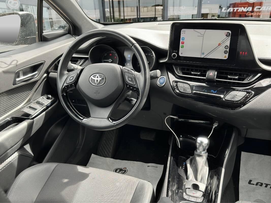 Toyota C-HR 2.0h More Business AUTOMATICA con CarPlay