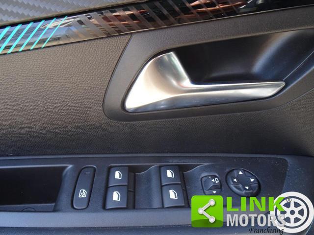 PEUGEOT 208 PureTech 100 Stop&Start Allure Pack