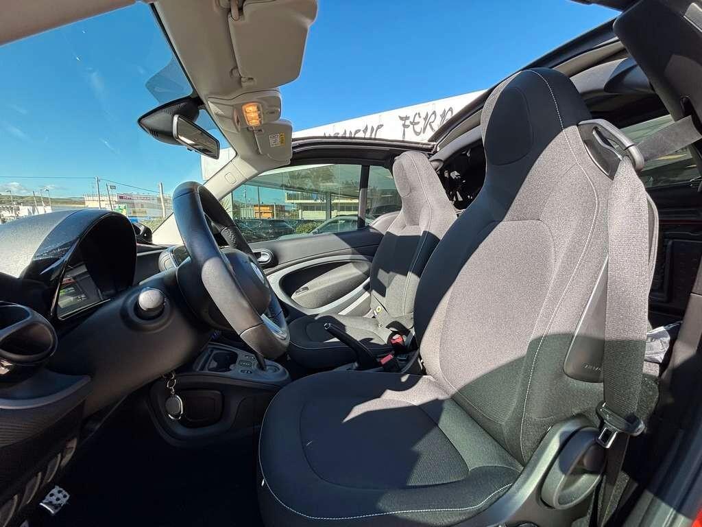 Smart ForTwo EQ cabrio Edition One 2020 / 22.000 Km tua a solo 109 euro al mese