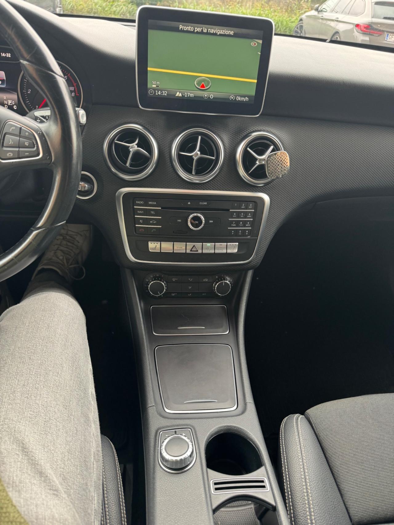 Mercedes-benz A 180 A 180 d Automatic Executive