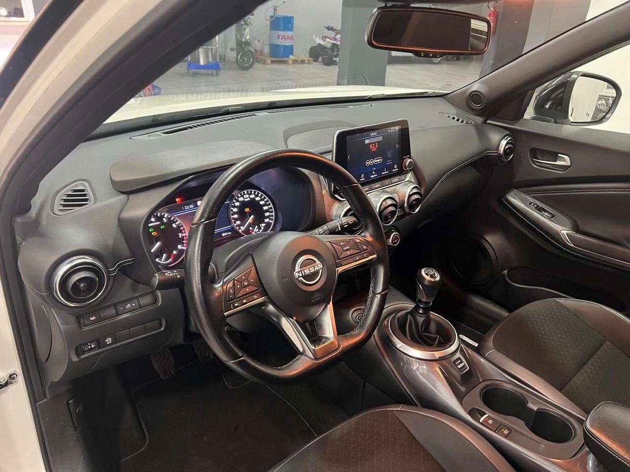 Nissan Juke 1.0 DIG-T 114 CV N-Connecta
