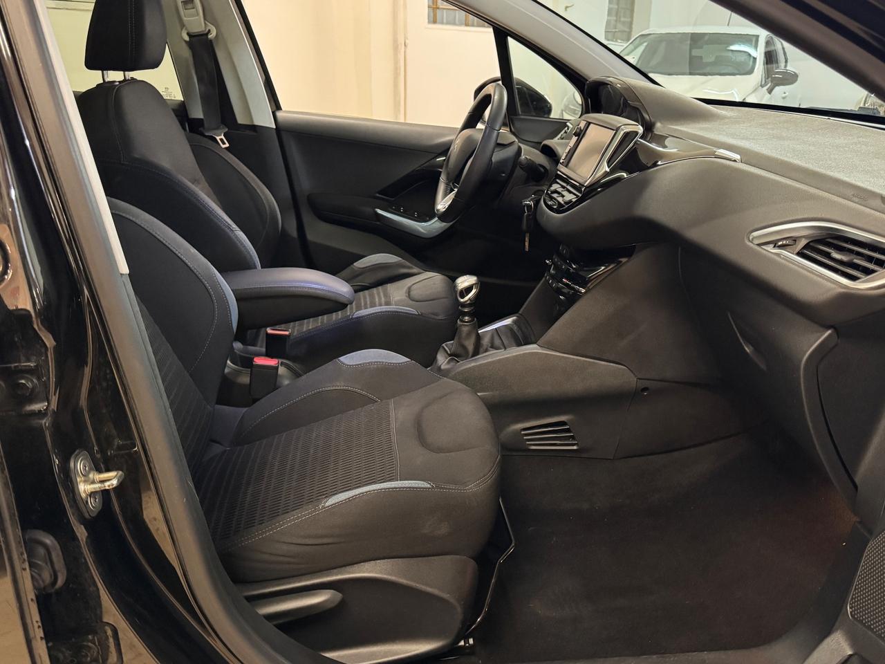 Peugeot 208 1.6 e-HDi 115 CV 5 porte Allure UniPro Tetto Navi Telf Permute