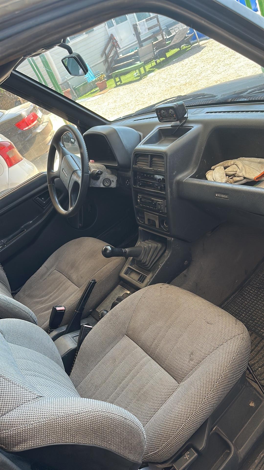 Suzuki Vitara 1.6 ASI METANO GANCIO TRAINO