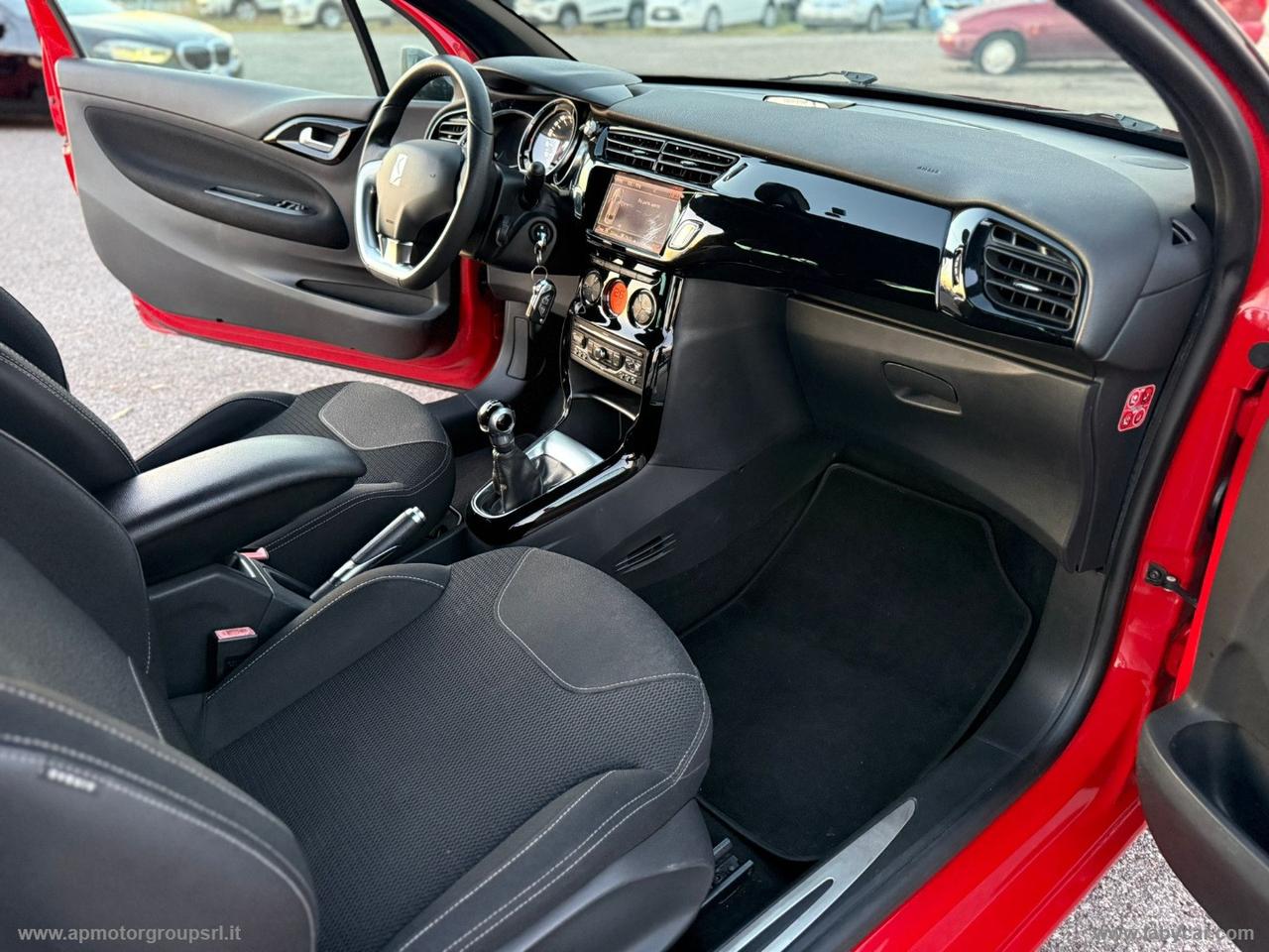 DS AUTOMOBILES DS 3 1.6 e-HDi 90 airdream EXCLUSIVE
