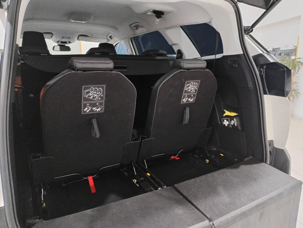 Peugeot 5008 BlueHDi 130 S&S EAT8 Allure