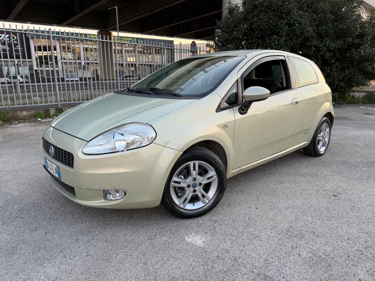 Fiat Grande Punto Grande Punto 1.4 3 porte Dynamic