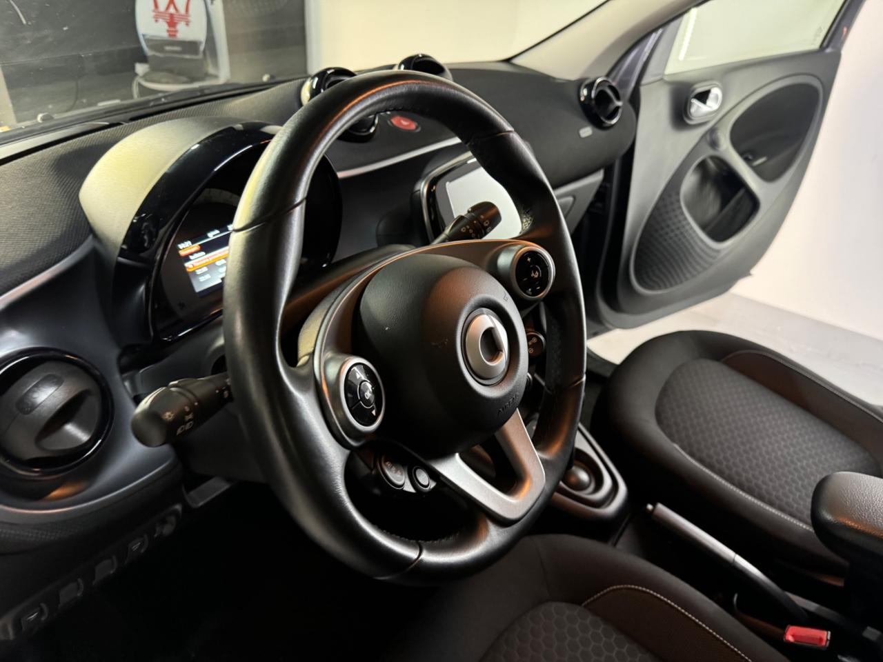 Smart ForFour EQ Racingrey (22kw)