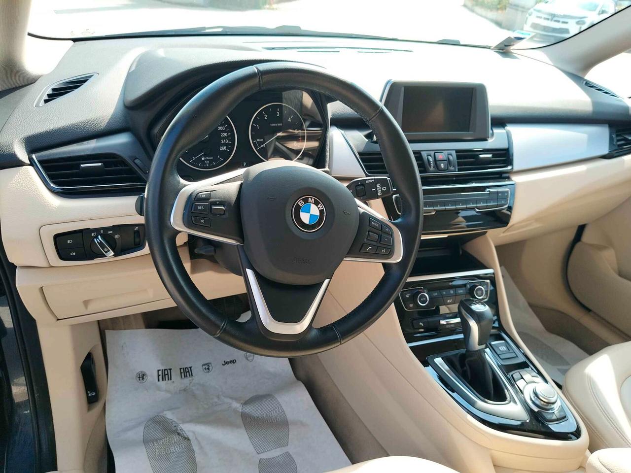 Bmw 2er Active Tourer 218d Luxury