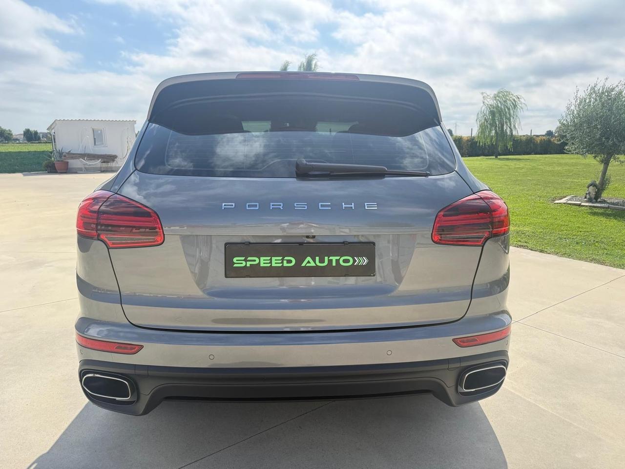 Porsche Cayenne Restilyng Tetto Fari Led