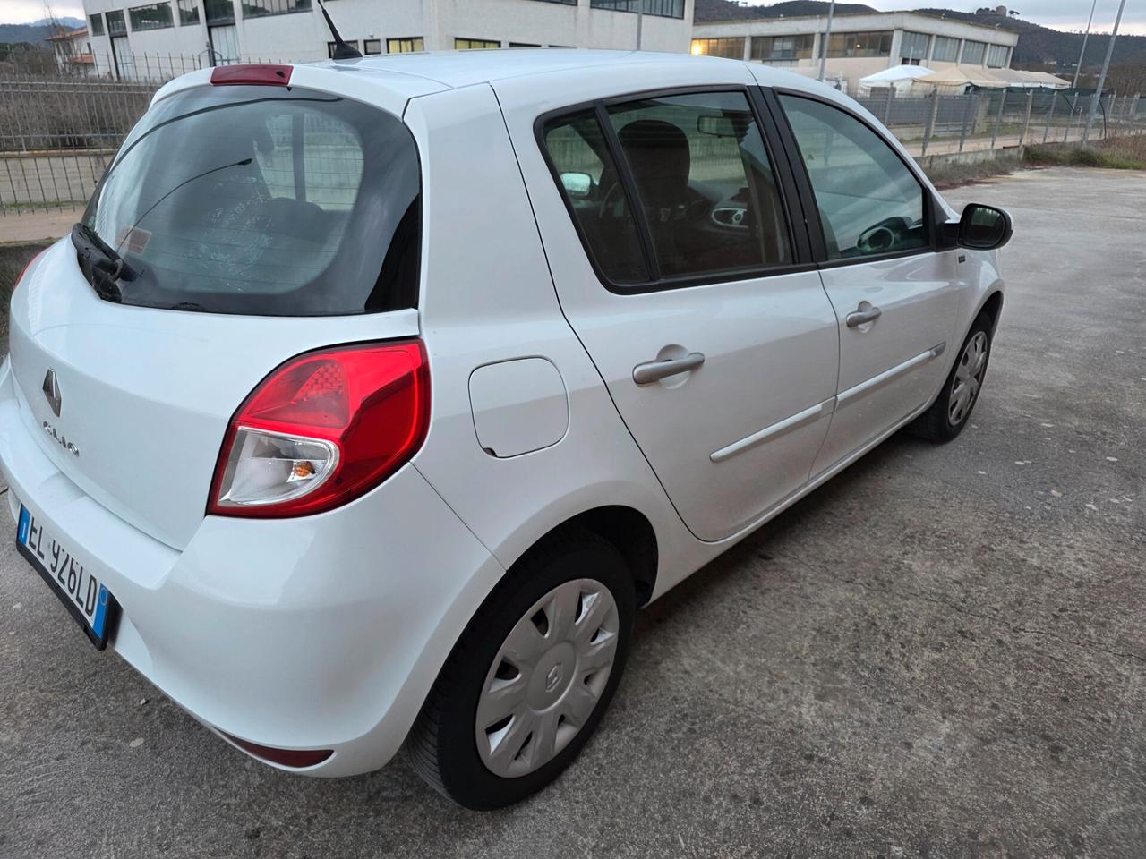 Renault Clio 1.2 16V 5 porte GPL Yahoo!