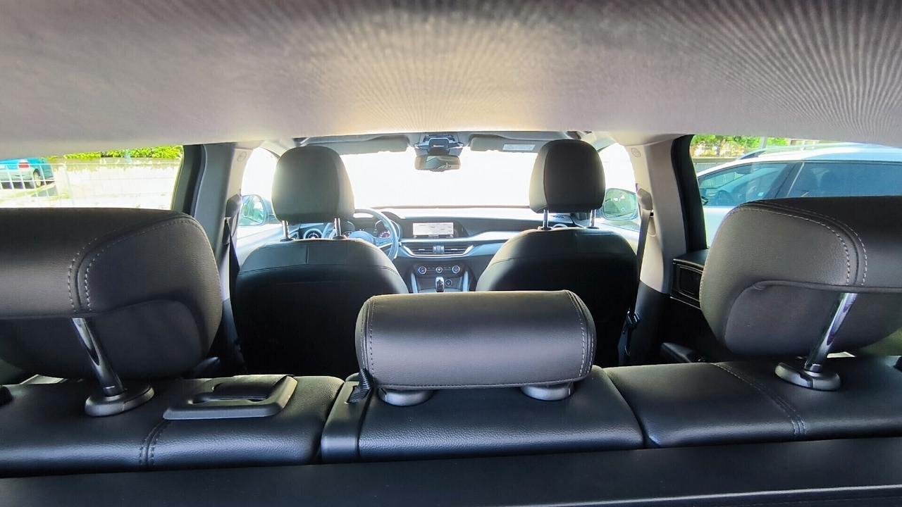 Alfa Romeo Stelvio 2.2 Turbodiesel 210 CV AT8 Q4 B-Tech