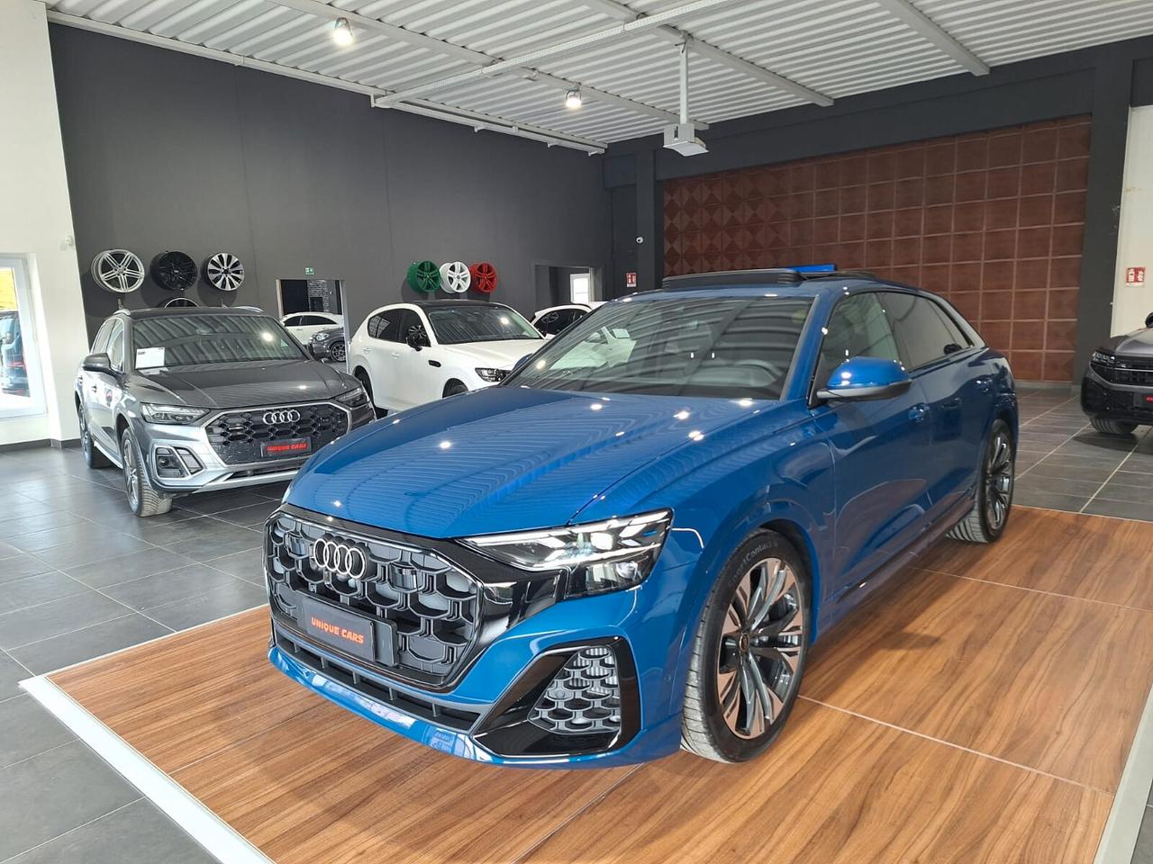 Audi Q8 SUV 55 TFSI e quattro tiptronic S line edition