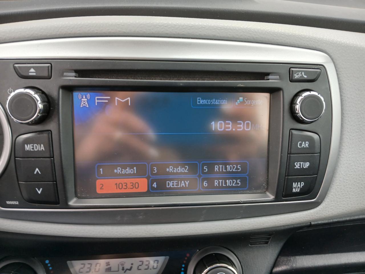 TOYOTA YARIS 1.5 HYBRID 5P LOUNGE BENZINA AUTO