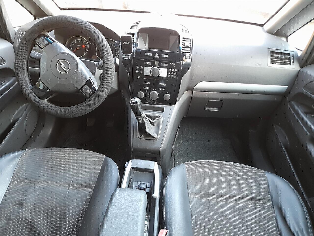 Opel Zafira 1.6 16V ecoM 94CV Cosmo