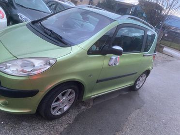 Peugeot 1007 1.4 HDi Trendy