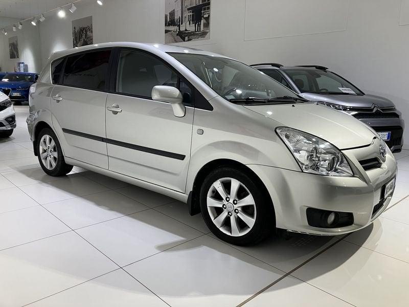 Toyota Corolla Corolla Verso 2.2 d-4d Sol 136cv N1 5p.ti Autocarro