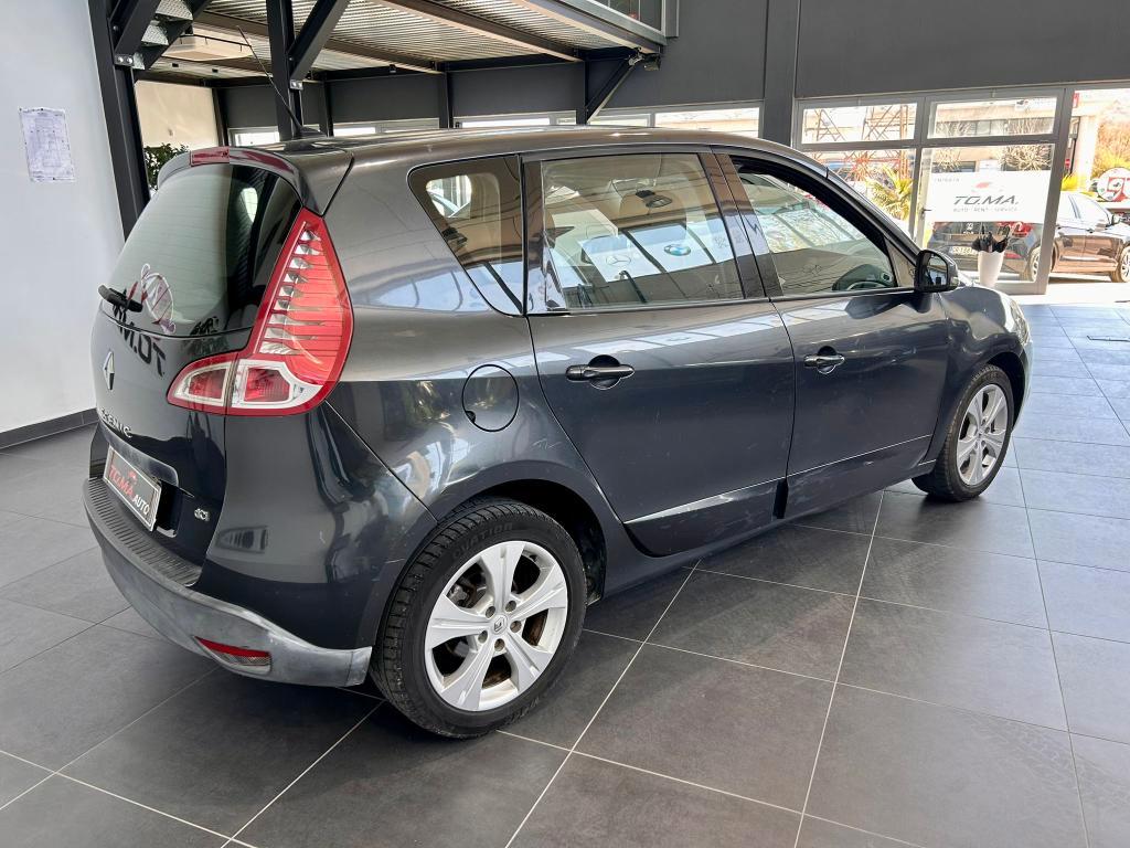 Renault Scenic X-Mod 1.5 dci Dynamique 110cv