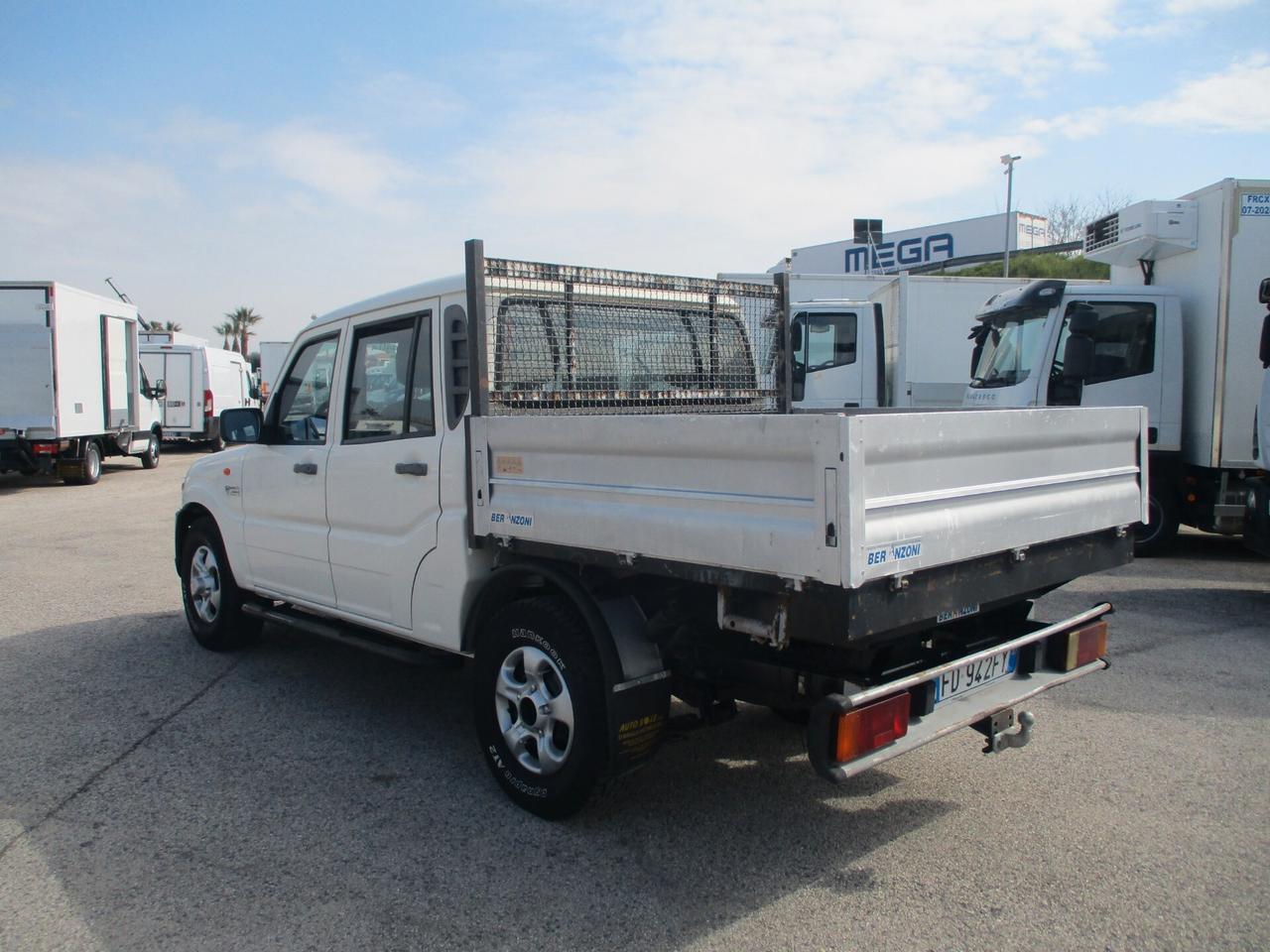 Mahindra Goa 2.2 CRDe 16V 2WD SC Pick-Up