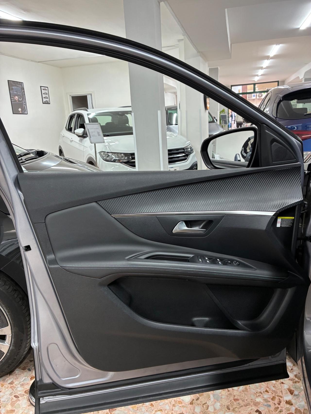 Peugeot 3008 BlueHDi 130 S&S EAT8 GT