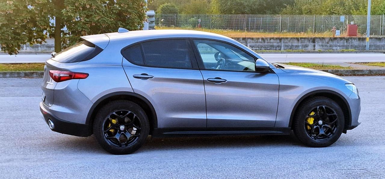 Alfa Romeo Stelvio 2.2 Turbodiesel 190 CV AT8 Q4