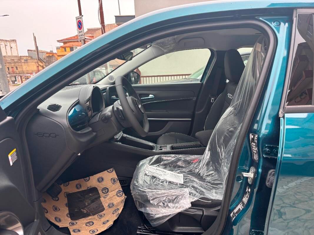Fiat 600 1.2 hybrid Icon 110cv auto