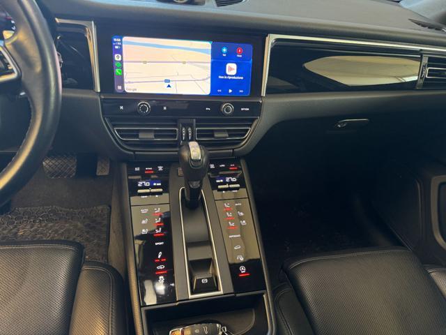 PORSCHE Macan 2.0 T