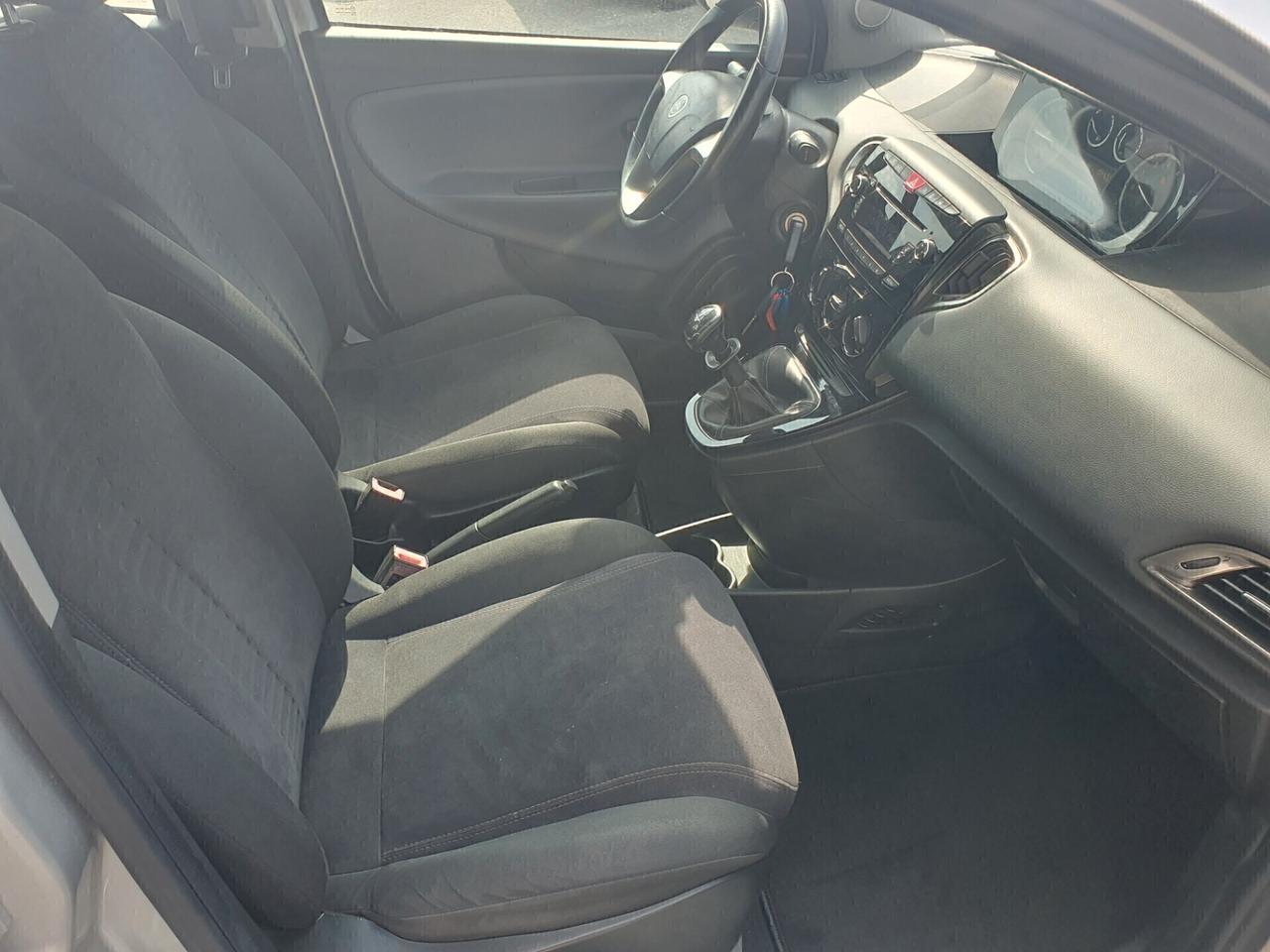 Lancia Ypsilon 1.2 69 CV benzina Neop 2014