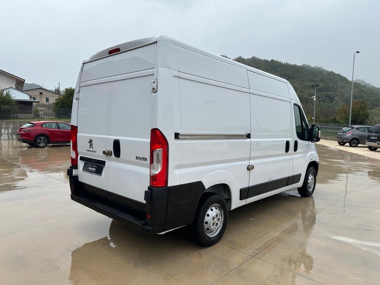 Peugeot Boxer 2.2 BlueHDi 140 L2H2 2022