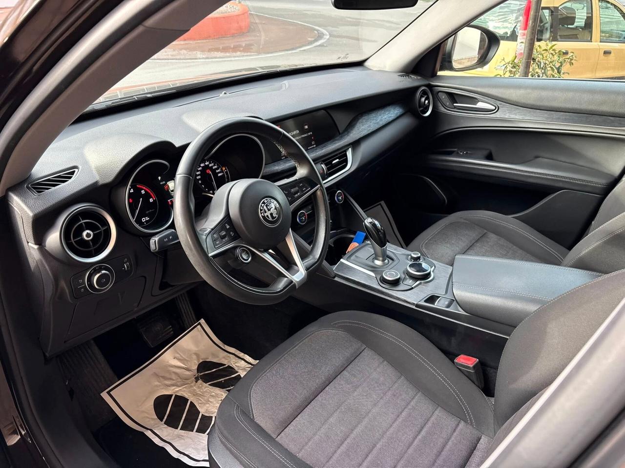 Alfa Romeo Stelvio 2.2 190 CV AT8 Q4 - 2019