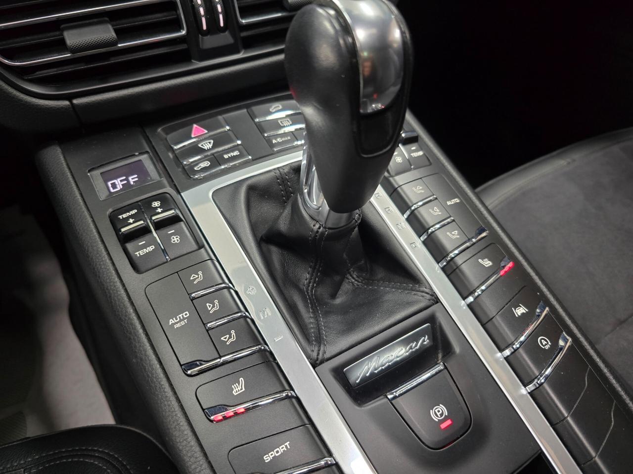 Porsche Macan 2.0 (Tetto-cerchi 21)