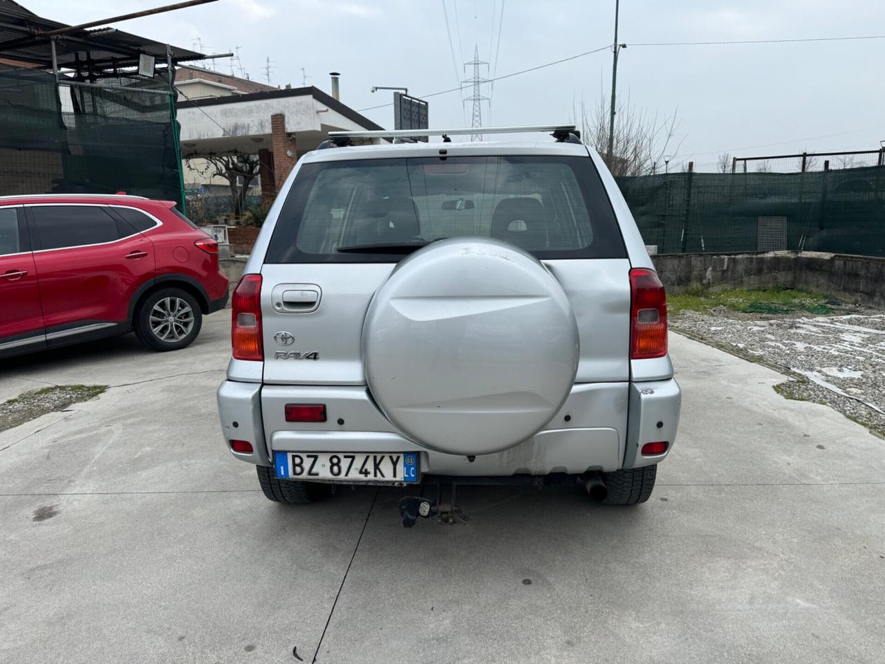 Toyota RAV 4 RAV4 2.0 Tdi D-4D cat 5 porte con gancio traino