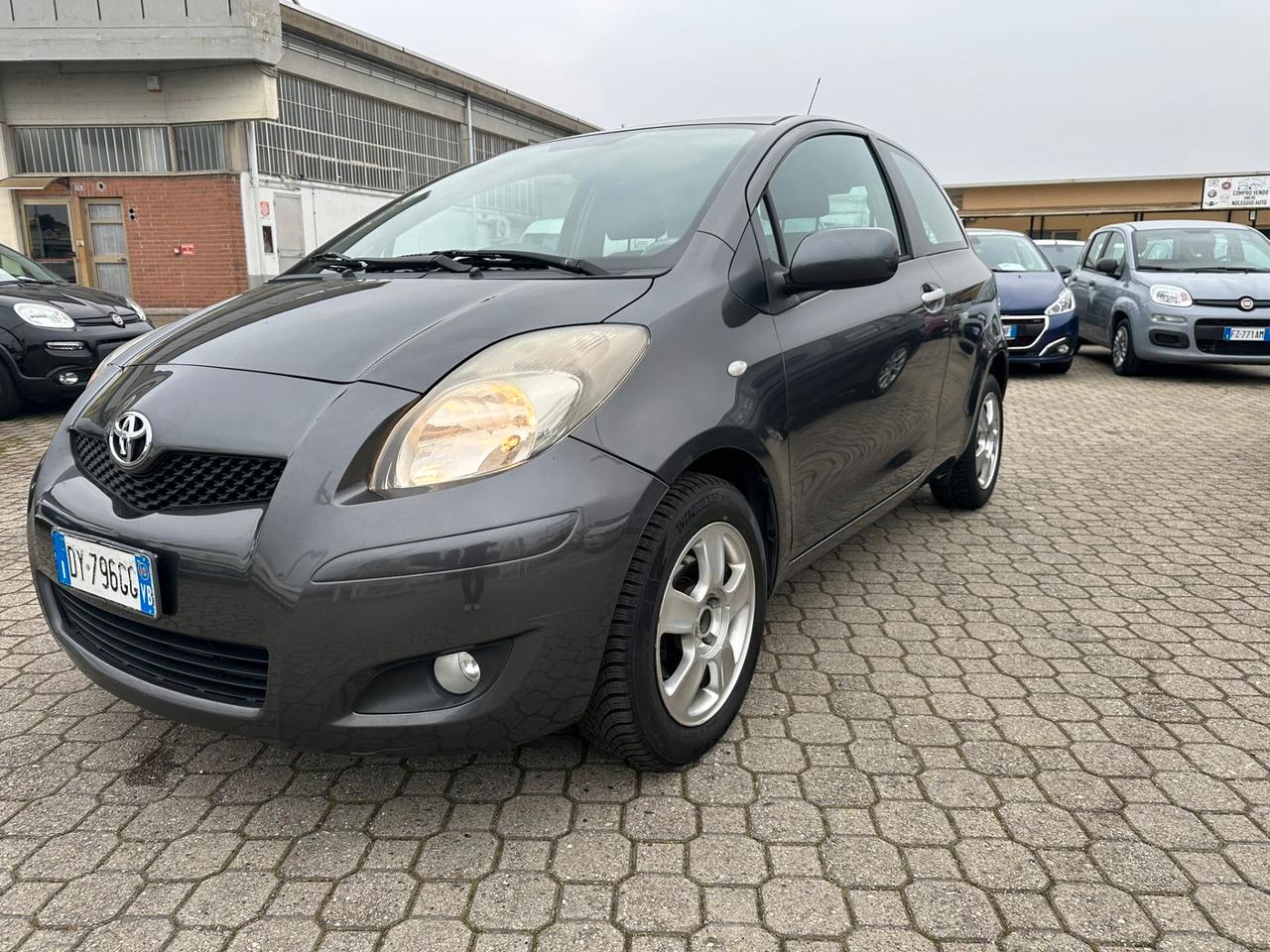 Toyota Yaris 1.3 3 porte Sol