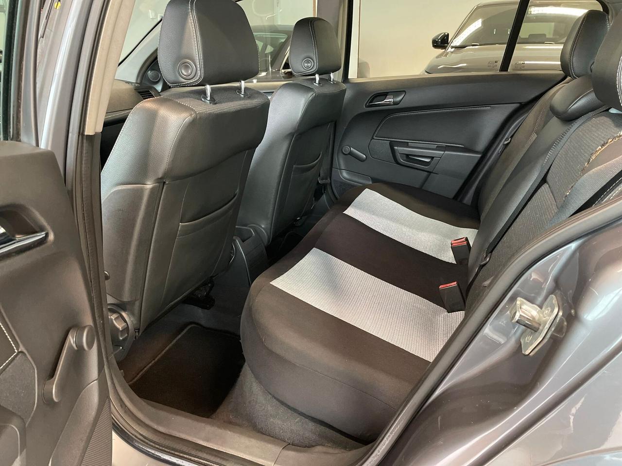 Opel Astra 1.7 cdti Cosmo 101cv