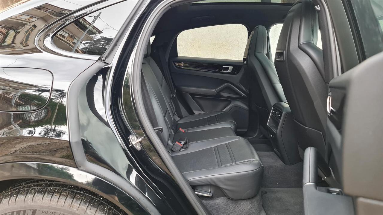 Porsche Cayenne Coupé 3.0 V6 E-Hybrid