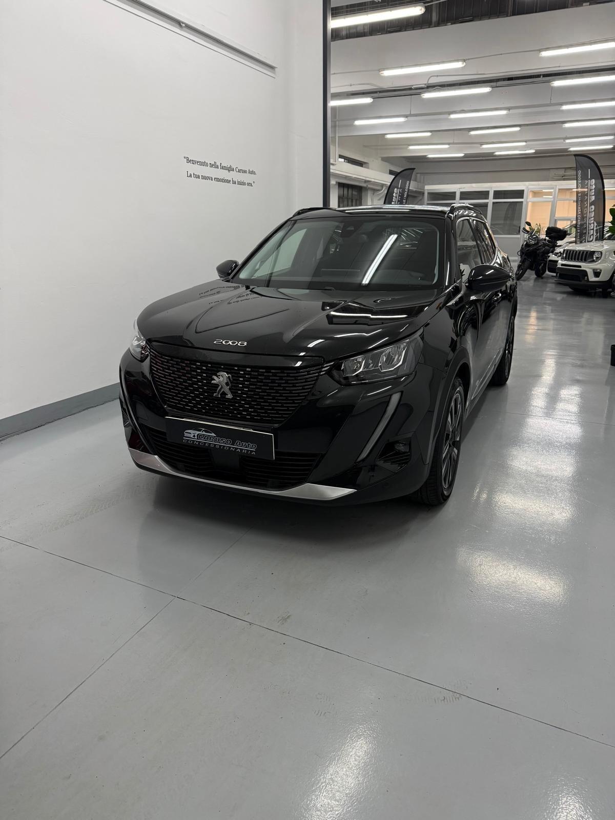 Peugeot 2008 BlueHDi 100 S&S Allure Navi Pack