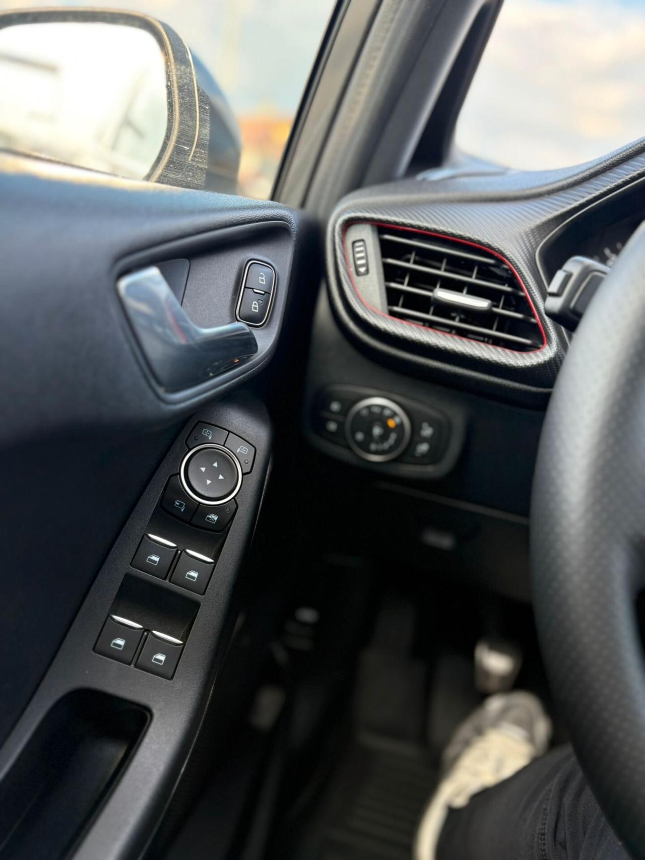 Ford Fiesta 1.5 EcoBlue 5 porte ST-Line