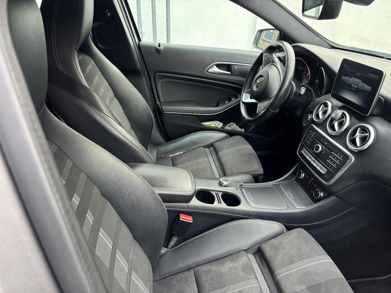 Mercedes-benz A 180 d Automatic Premium