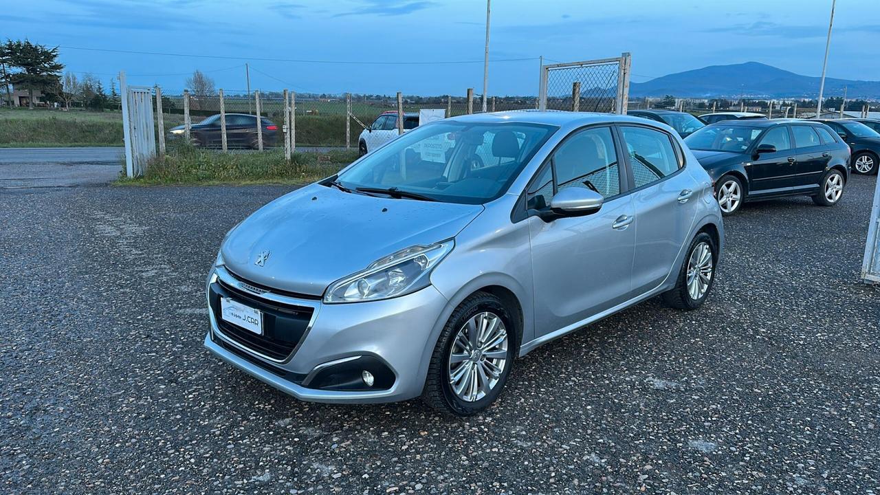 Peugeot 208 BlueHDi 75 5 porte Allure