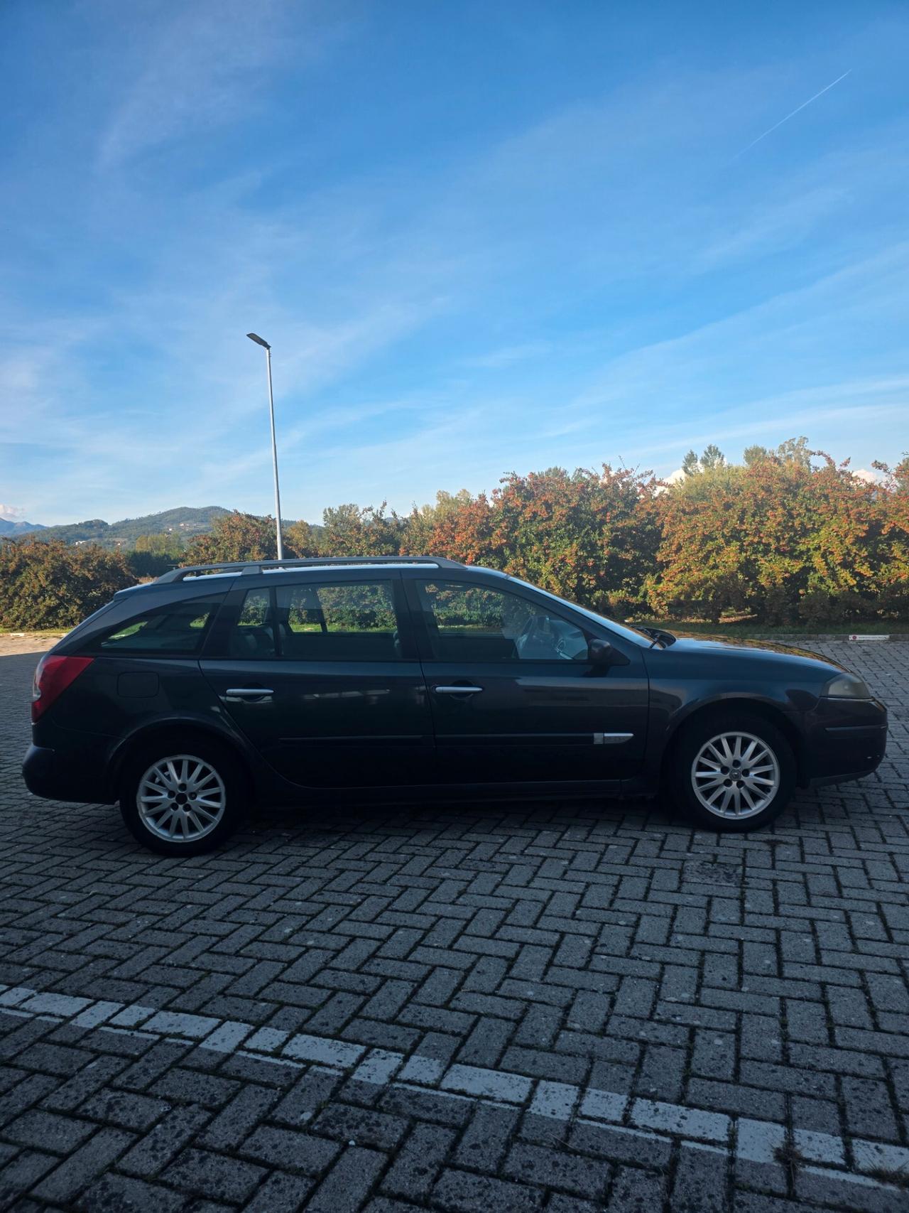 Renault Laguna 2.0 dCi 150CV SporTour Elite Plus Dynamique