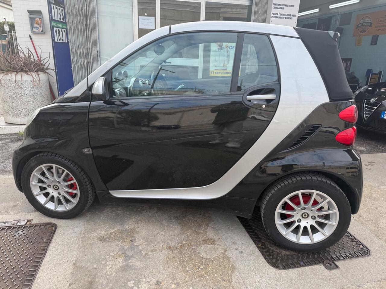 Solo da Qualitycars Pescara Smart ForTwo 800 40 kW cabrio passion cdi