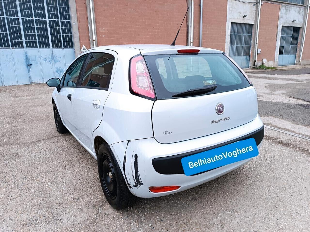 Fiat Punto 2011--1.2 Benzina Neopatentati