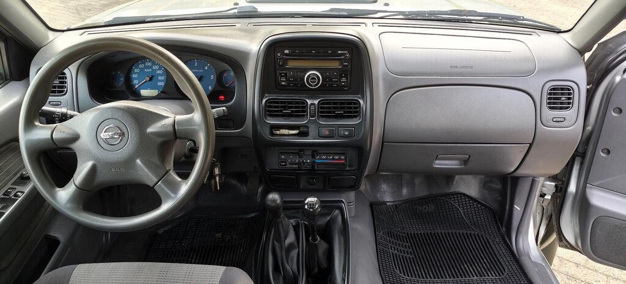 Nissan Navara NP300 2.5 tdi 5p. Double Cab Premium
