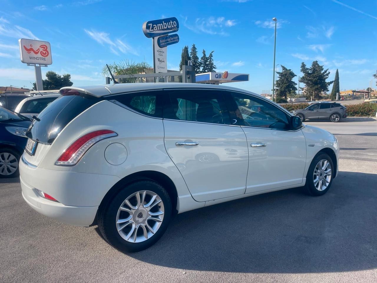 Lancia Delta 1.6 MJT 120CV Gold- 2015