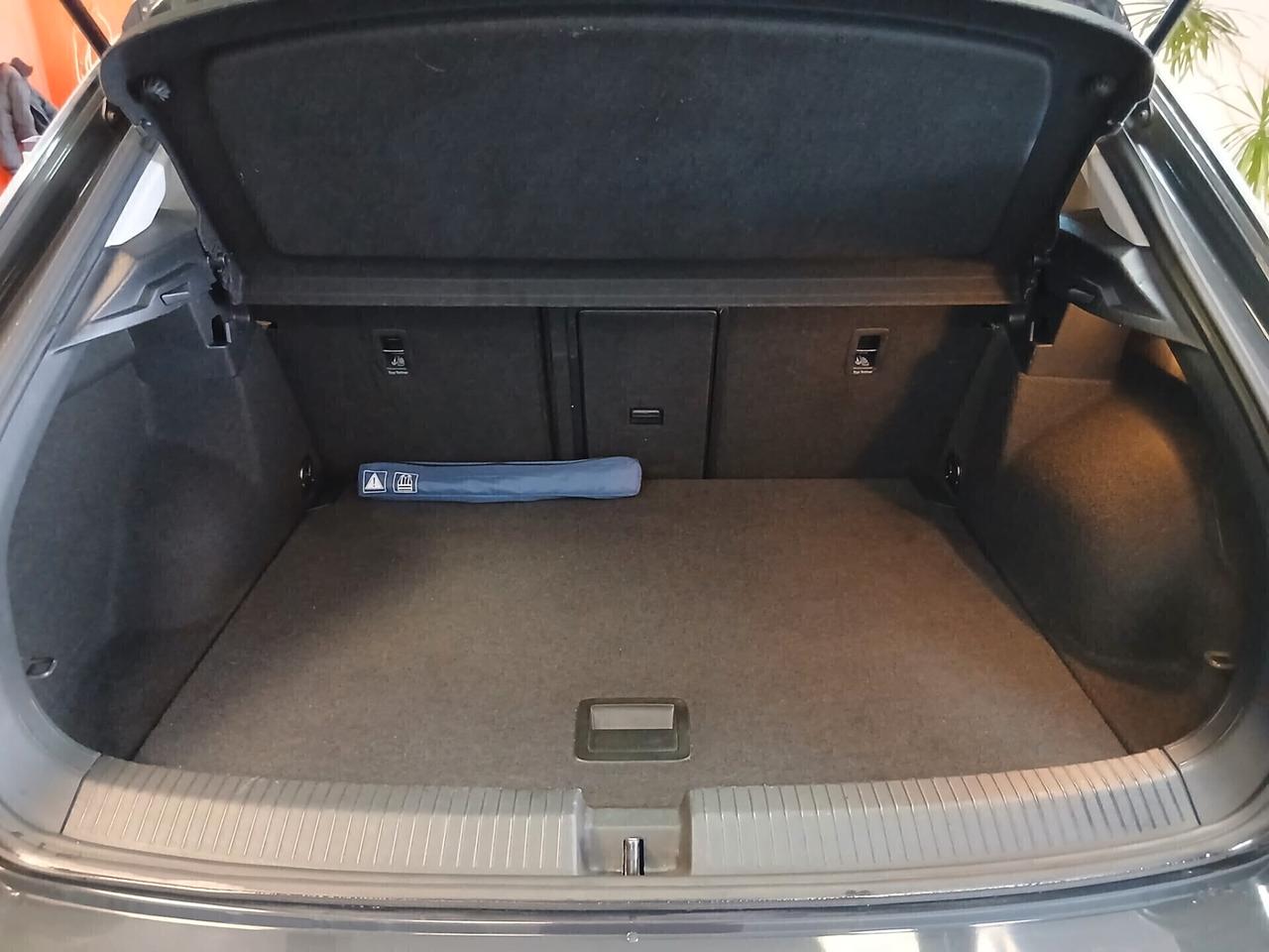 Volkswagen T-Roc 2.0 TDI SCR 116CV GARANTITA