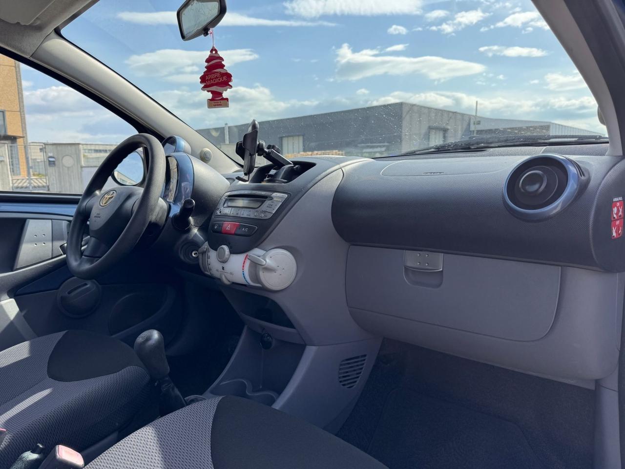 Toyota Aygo 12V VVT-i 93000 KM GARANZIA 12 MESI