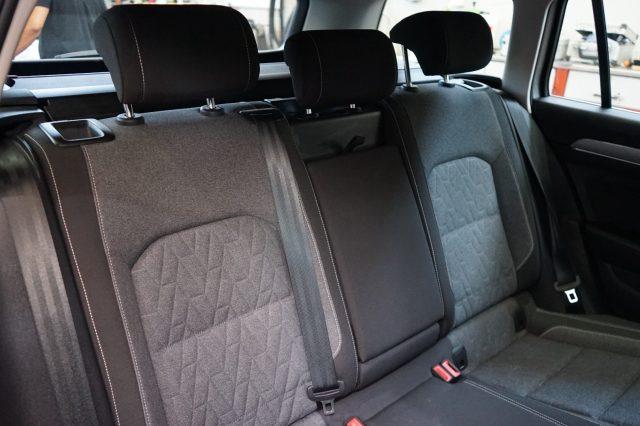 VOLKSWAGEN Passat Variant 2.0 TDI SCR EVO DSG Business