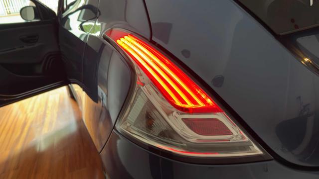 LANCIA Ypsilon 1.0 FireFly 5 porte S&S Hybrid Gold