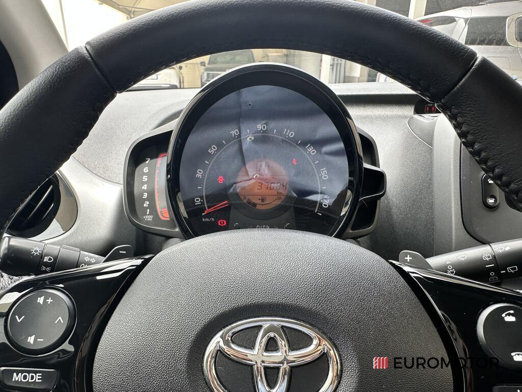 Toyota Aygo 5 Porte 1.0 VVT-i x-cool M-MT