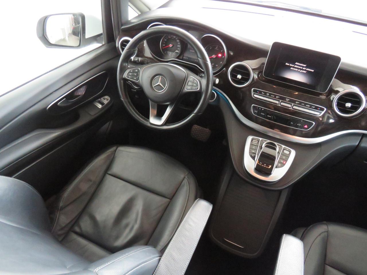 Mercedes-benz V 220 d Automatic 4Matic Premium Long