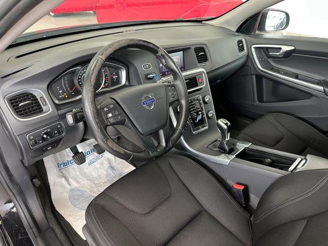 VOLVO V60 D3 Business